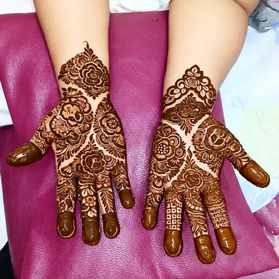 Bridal Front Hand Mehndi Design