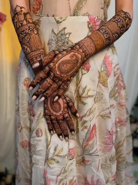 bridal deity full hand mehndi design