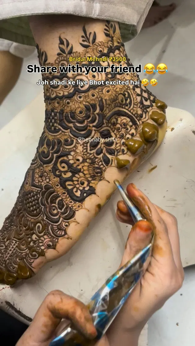 Back Hand Mehndi Design