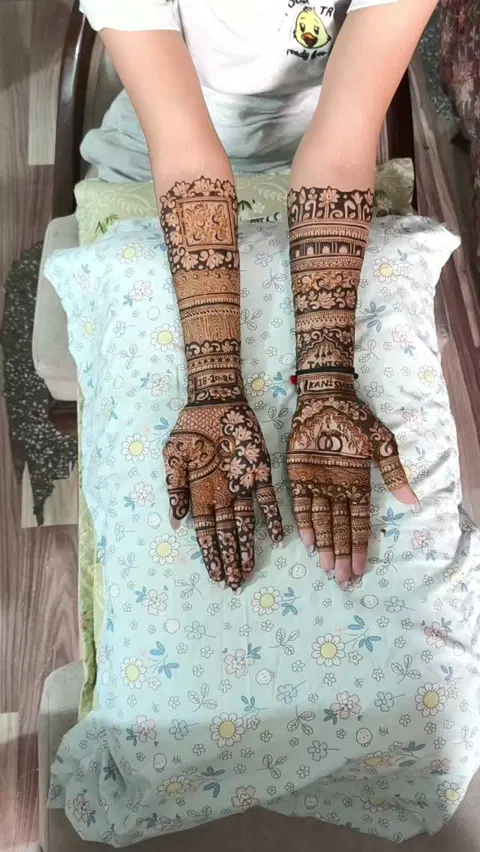 bridal figure full hand mehndi design