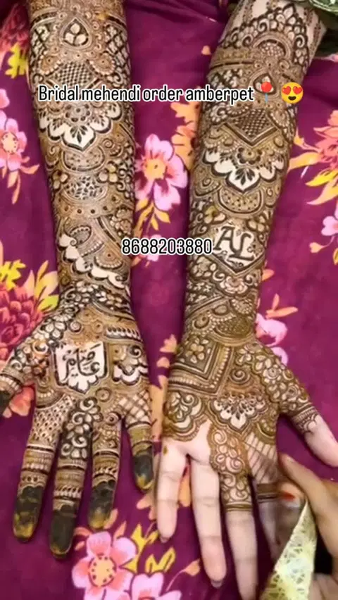 aesthetic bridal figure back hand mehndi design
