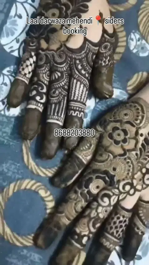 aesthetic bridal mehndi design