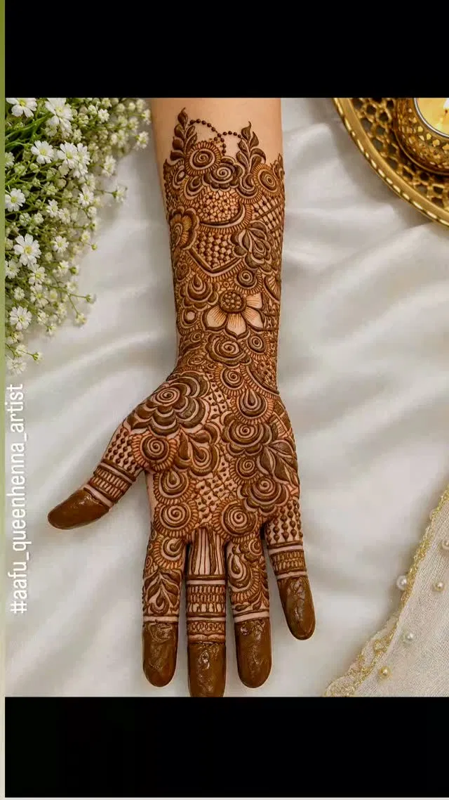 Bridal Front Hand Mehndi Design (2)