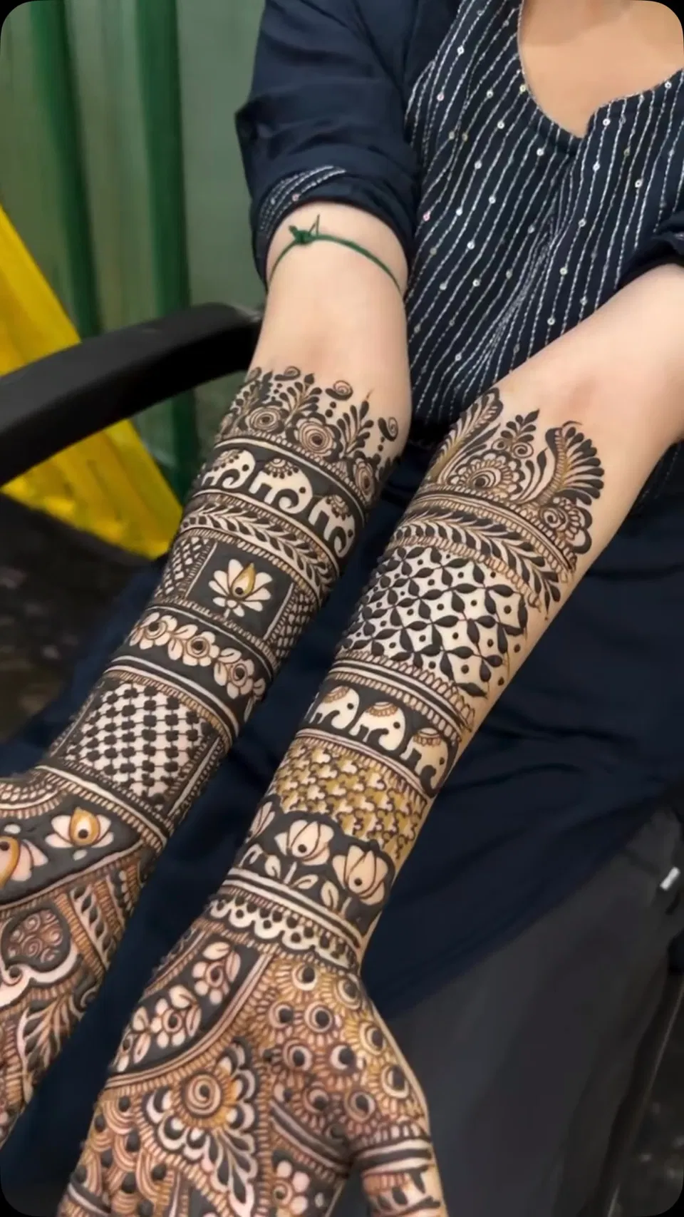 Bridal Full Hand Mehndi Design with Figures (39)