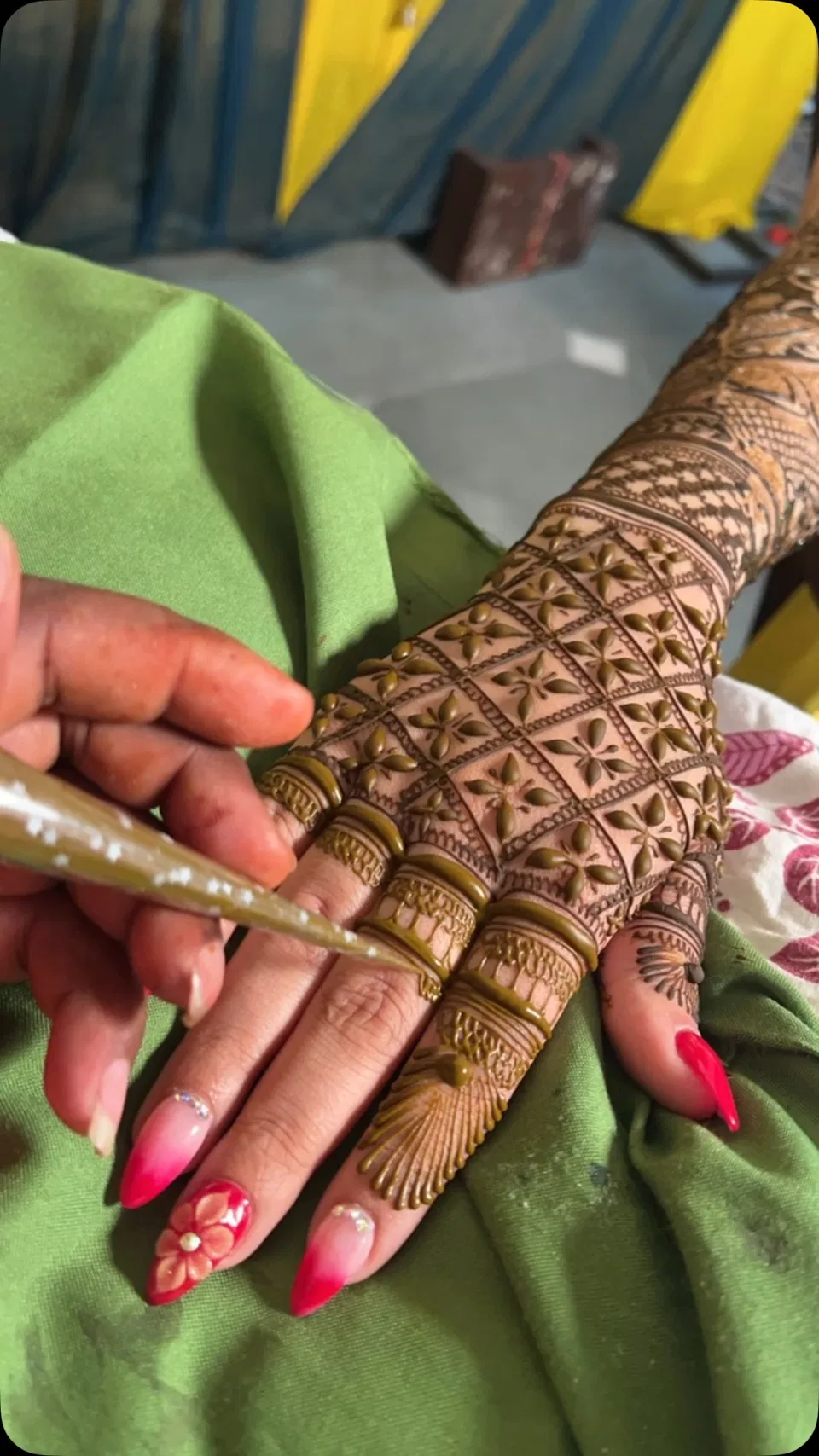 Bridal Back Hand Mehndi Design