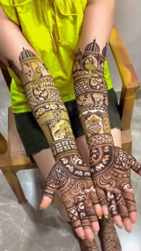 Back Hand Mehndi Design