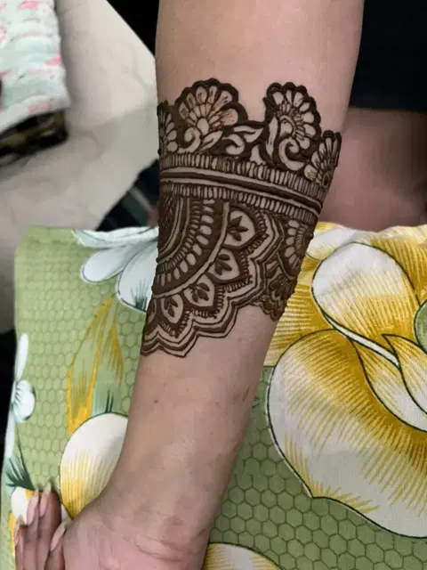 arabic lotus front hand mehndi design