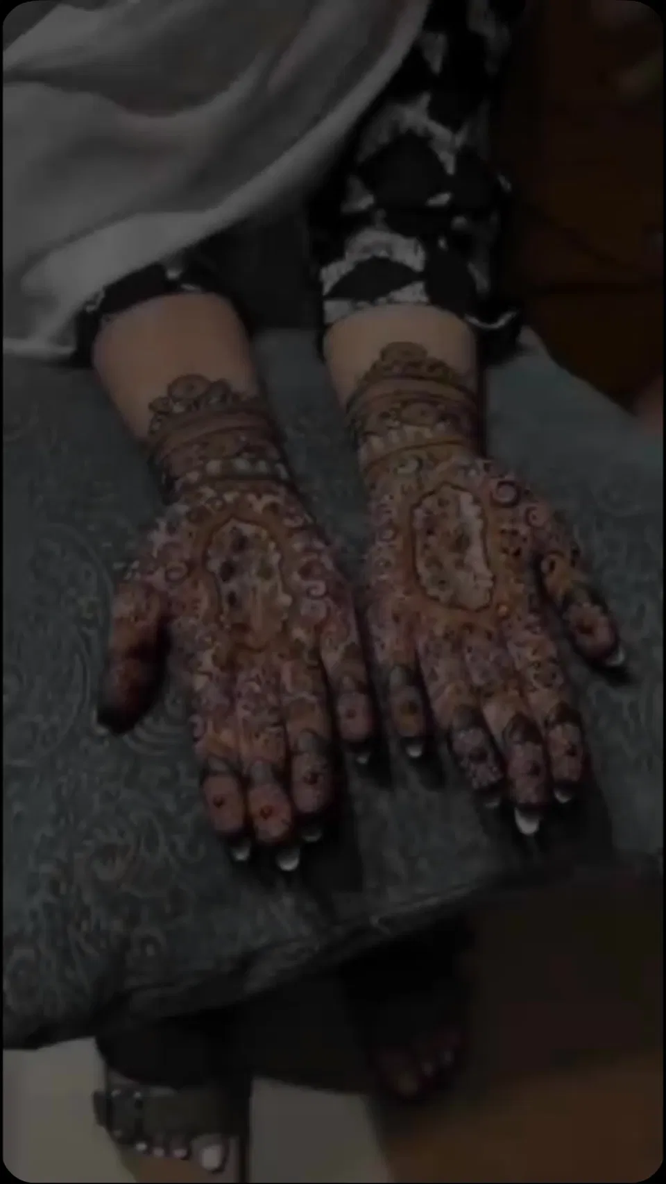 Bridal Back Hand Mehndi Design