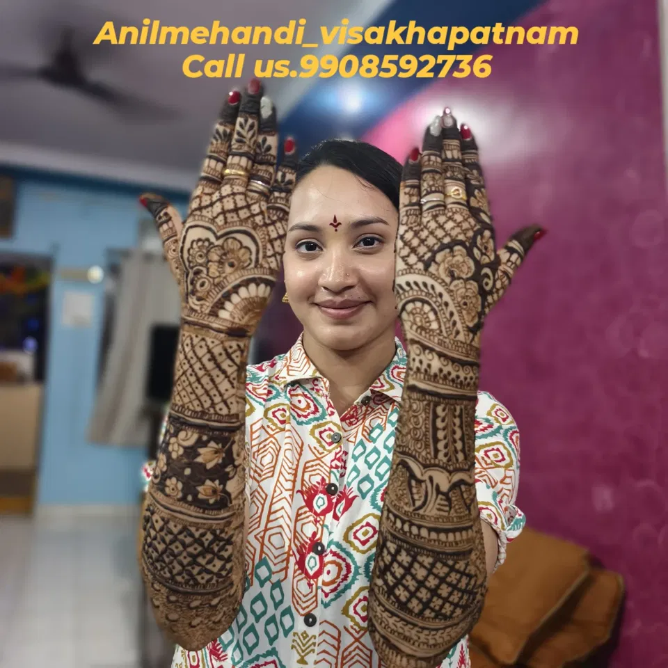 Arabic Bridal Full Hand Mehndi Design with Figures and Hearts (4)