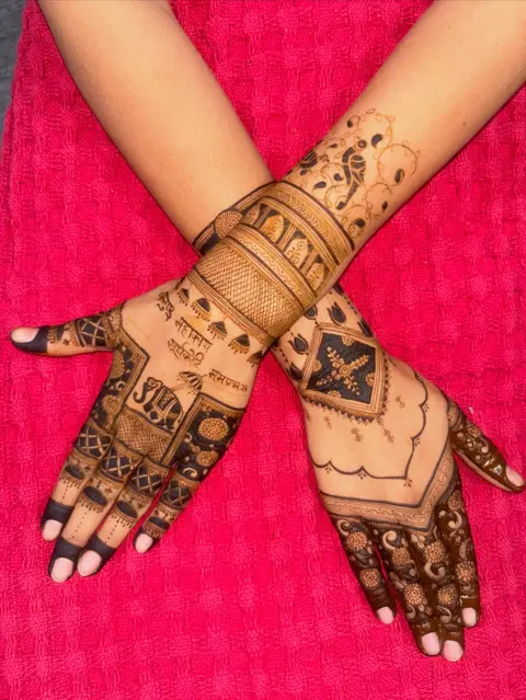 figure mehndi design