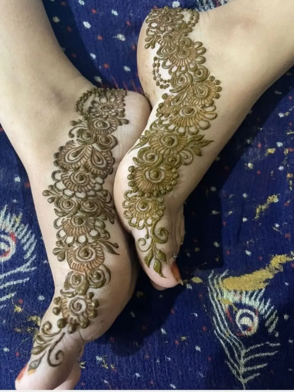 Arabic Simple Foot Mehndi Design with Peacock