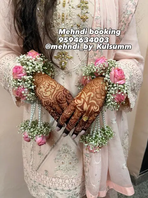 heart back hand mehndi design