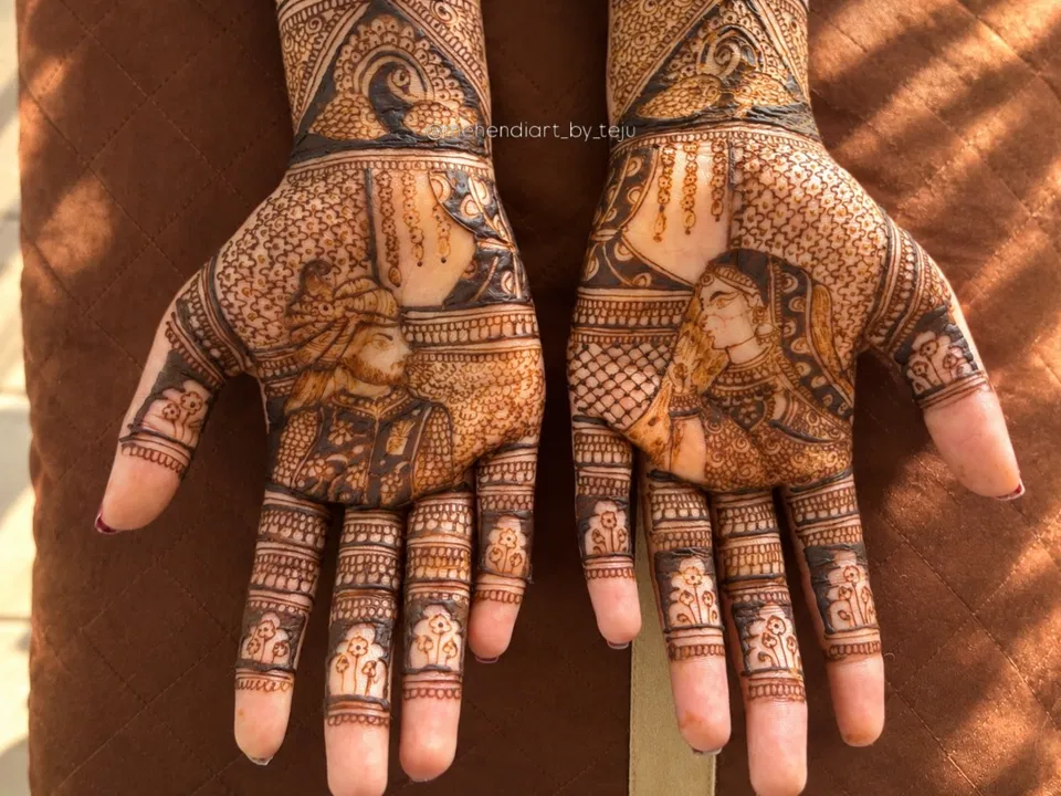 Bridal Front Hand Mehndi Design with Figures (37)