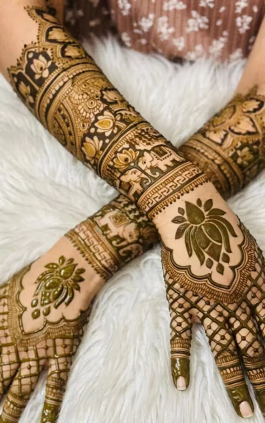Front Hand Mehndi Design with Figures