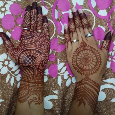 circle mehndi design