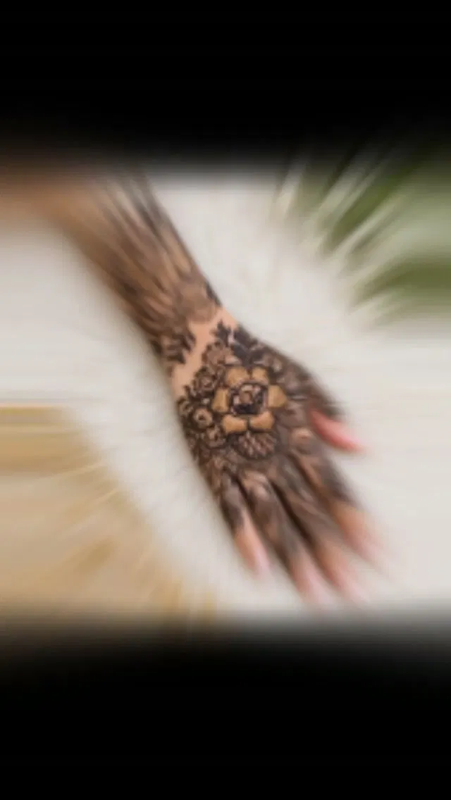 Simple Front Hand Mehndi Design