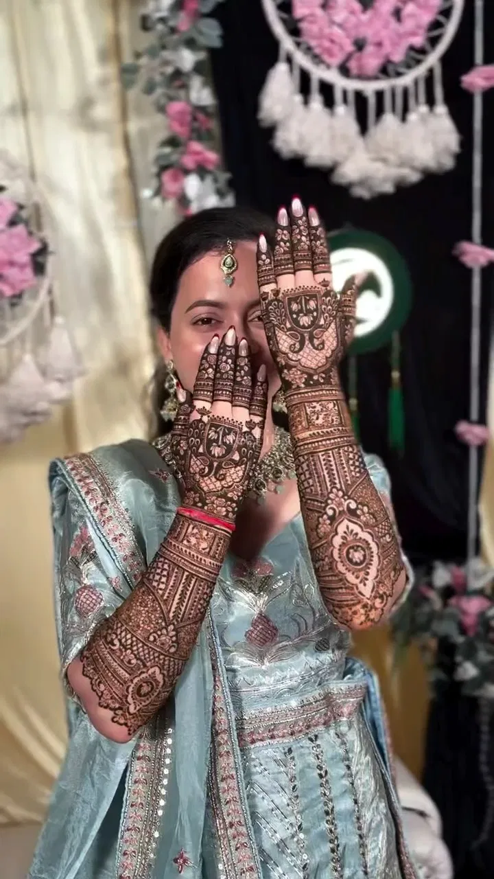 Full Hand Mehndi Design with Figures