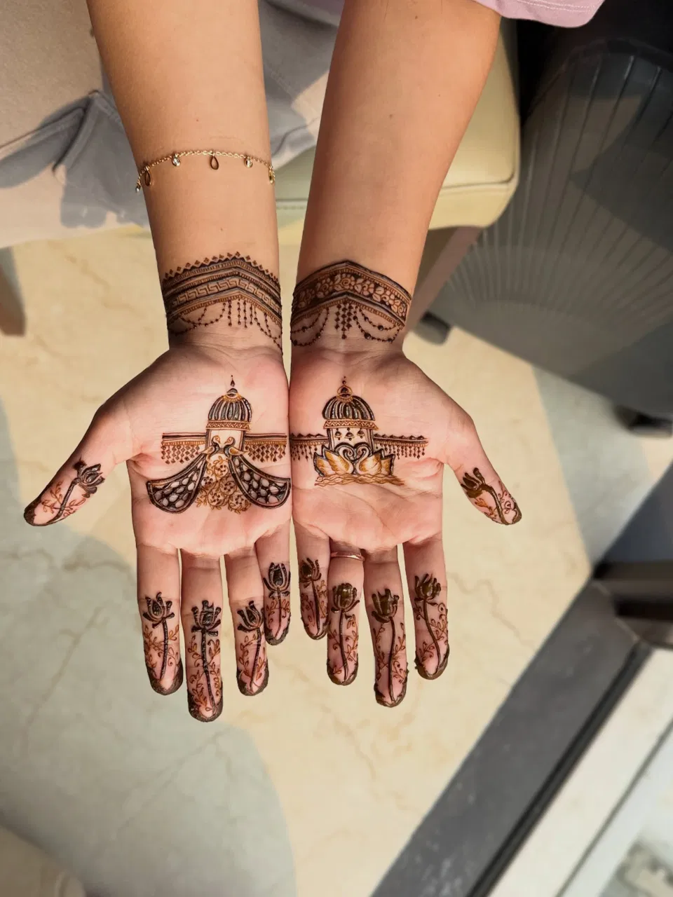 Minimal Mehndi Design with Peacock (2)