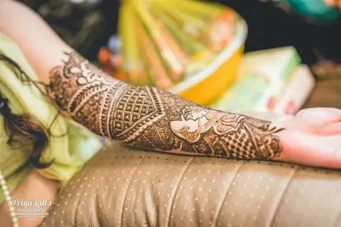 full hand mehndi design