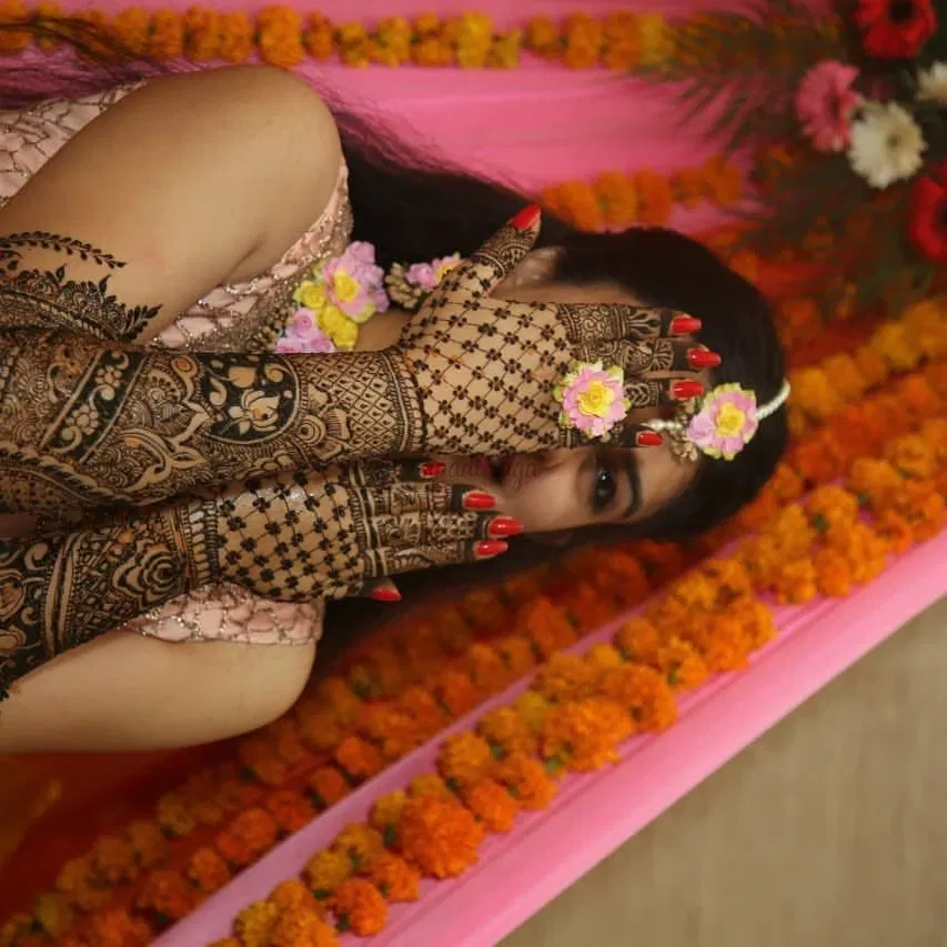 Front Hand Mehndi Design