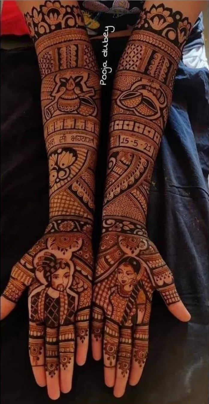 Bridal Stylish Back Hand Mehndi Design with Deity and Figures (9)