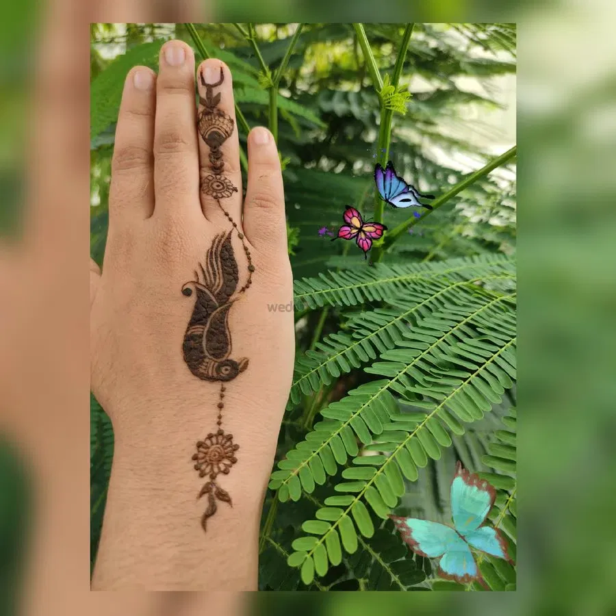 Arabic Simple Mehndi Design with Peacock