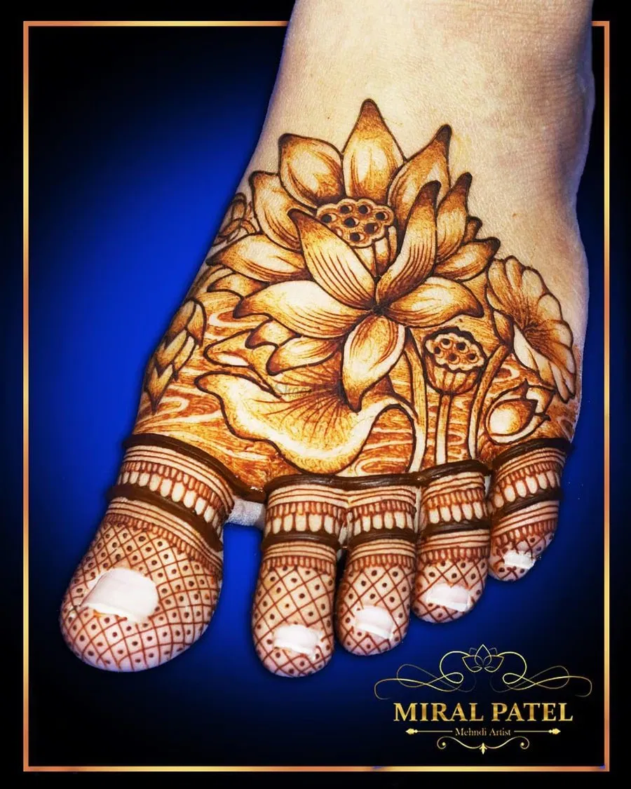 Mehndi Design with Lotus