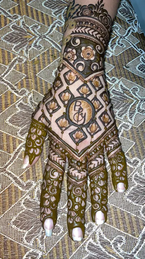 mehndi design