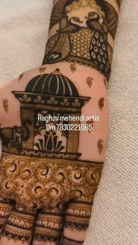 back hand mehndi design