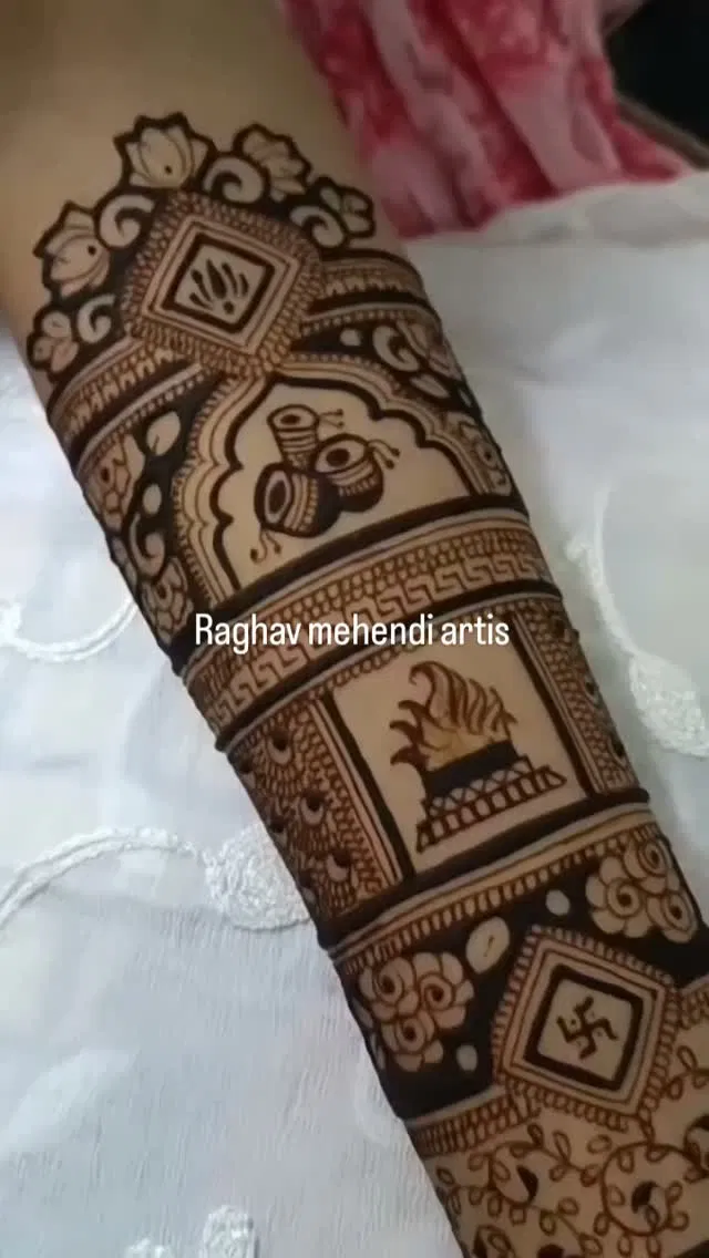 Front Hand Mehndi Design