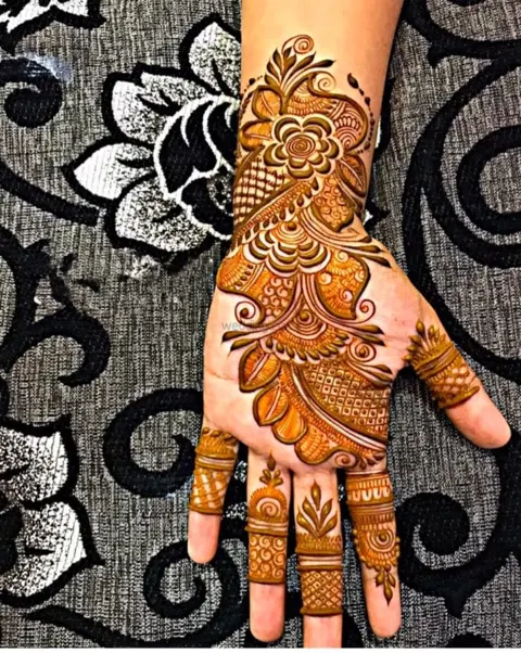 mehndi design