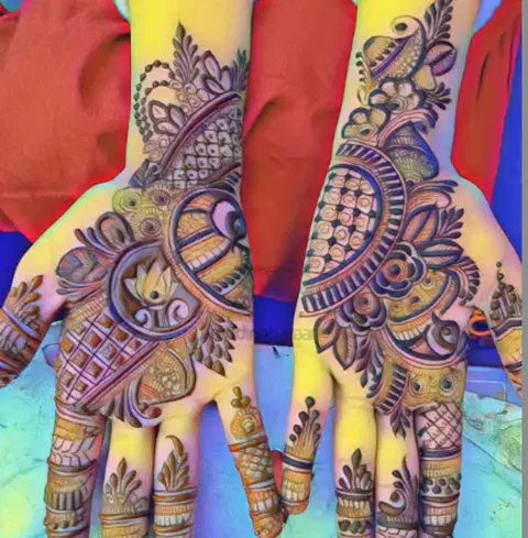 back hand mehndi design