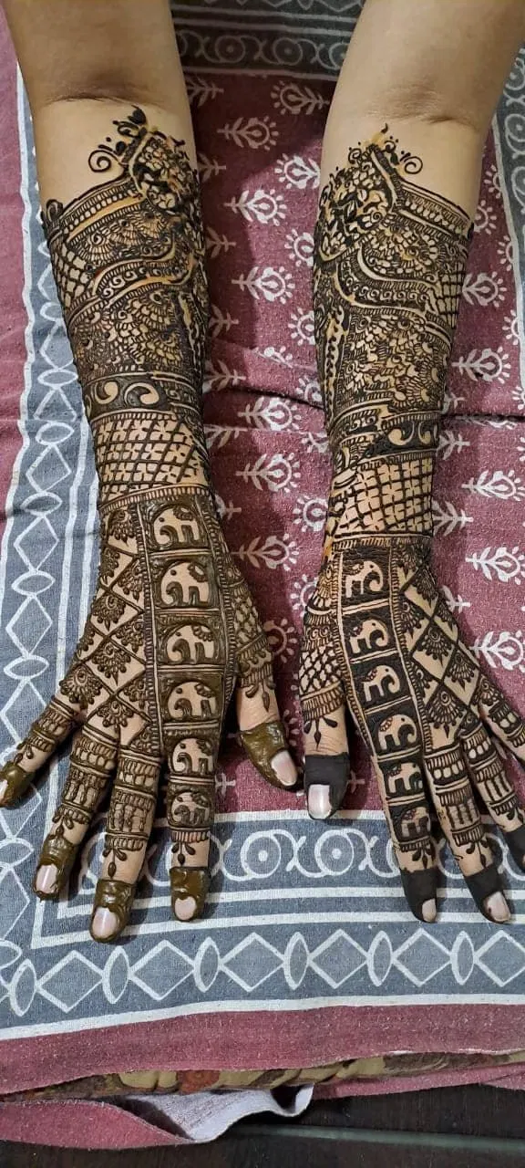 Full Hand Mehndi Design with Figures