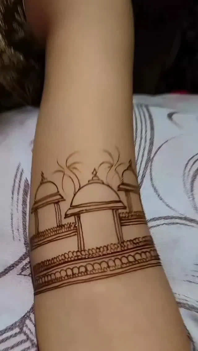 Bridal Indian Back Hand Mehndi Design with Figures (26)