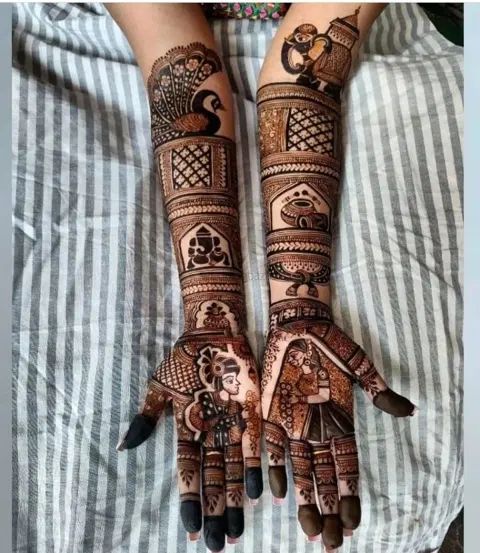 figure front hand mehndi design