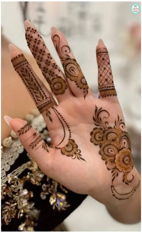 aesthetic arabic flower finger mehndi design