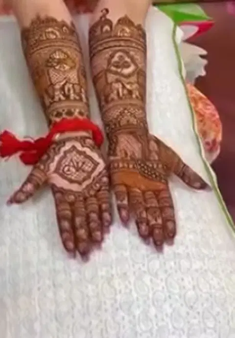 figure mehndi design