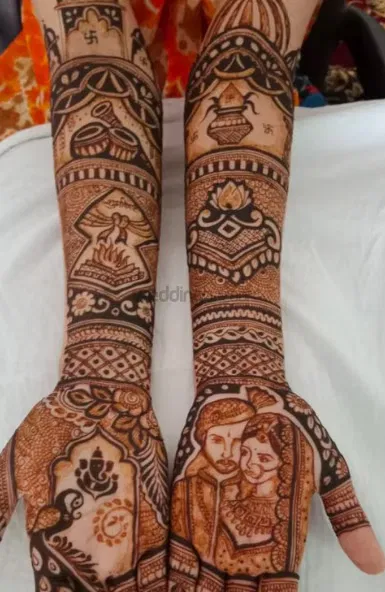 Front Hand Mehndi Design with Figures
