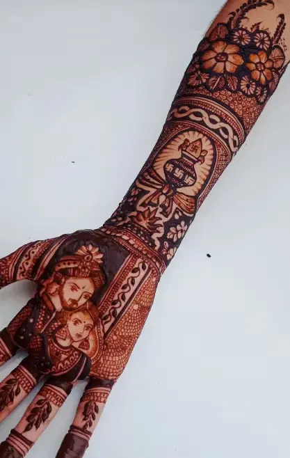 figure full hand mehndi design