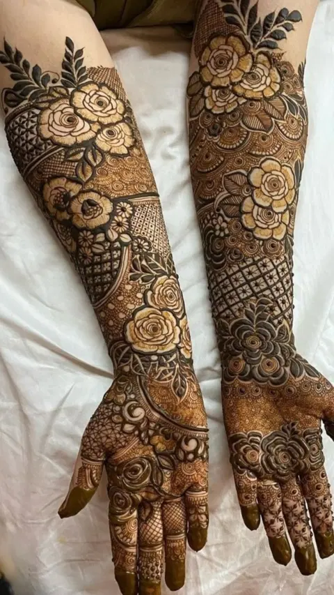 arabic bridal figure back hand mehndi design