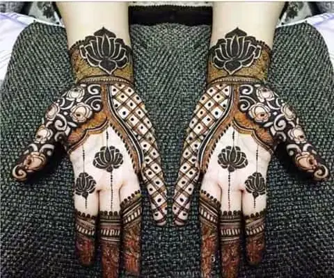 figure full hand mehndi design