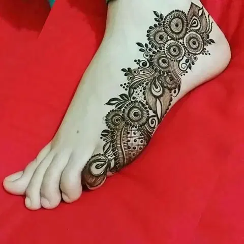 arabic back hand mehndi design
