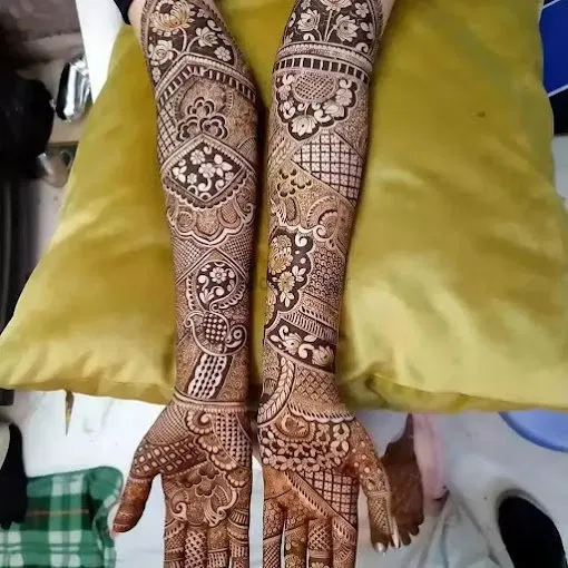 Full Hand Mehndi Design with Figures