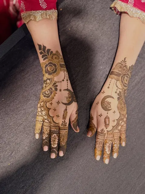 moon mehndi design