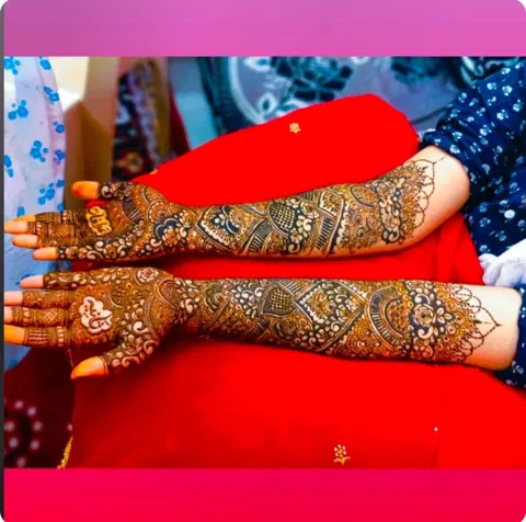heart front hand mehndi design