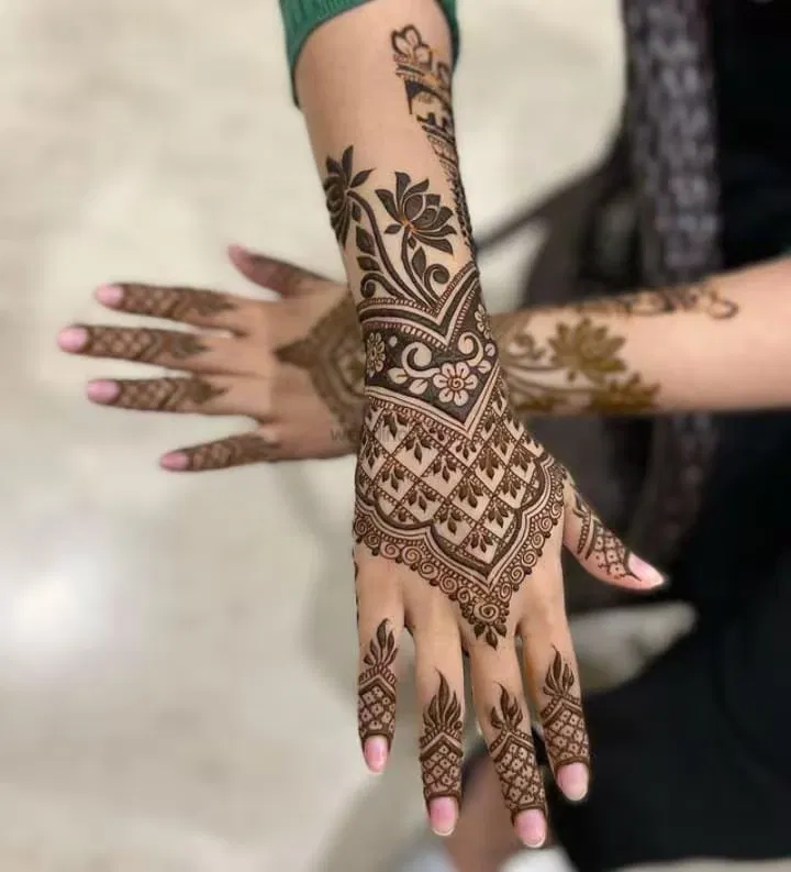 Mehndi Design (2)