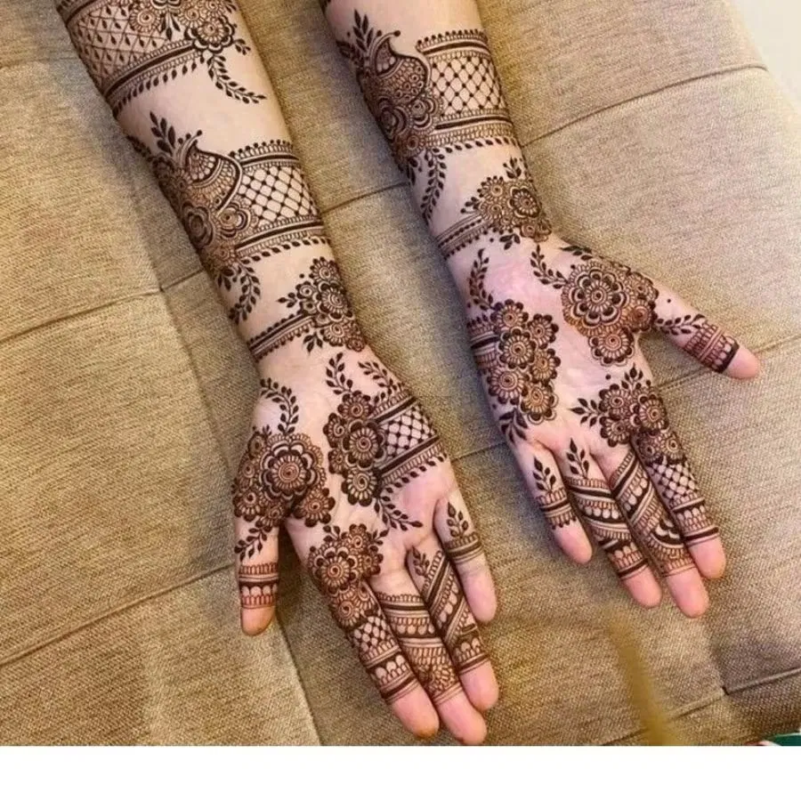 Back Hand Mehndi Design