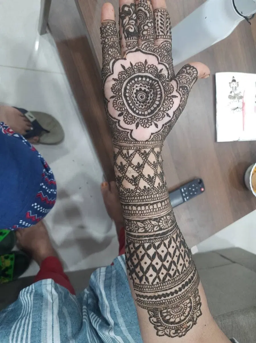 Full Hand Mehndi Design