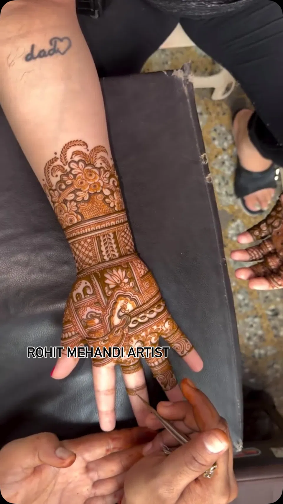 Front Hand Mehndi Design