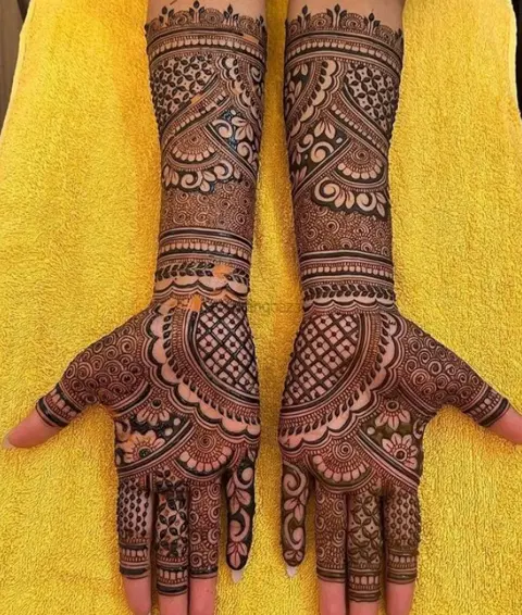 full hand mehndi design